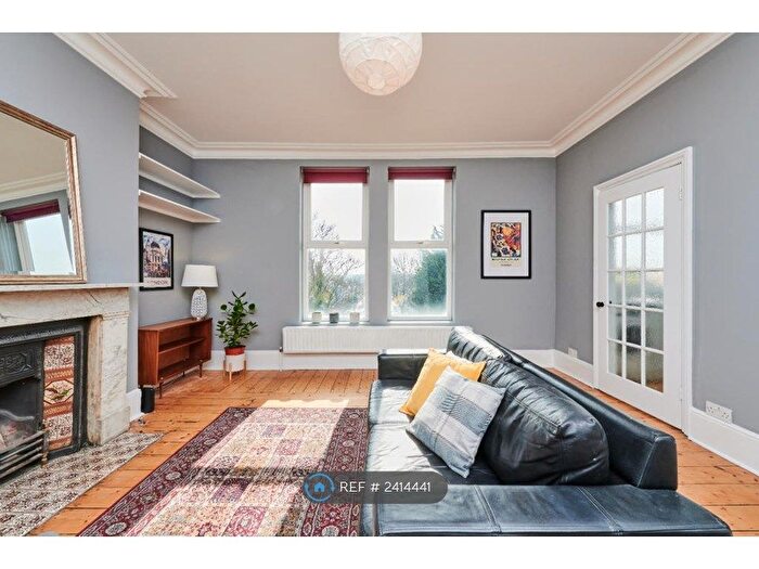 1 Bedroom Flat To Rent In Croydon Road, London, SE20