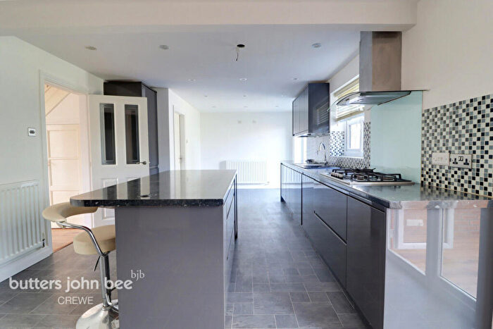 5 Bedroom Detached House For Sale In Blackthorne, Crewe, CW2