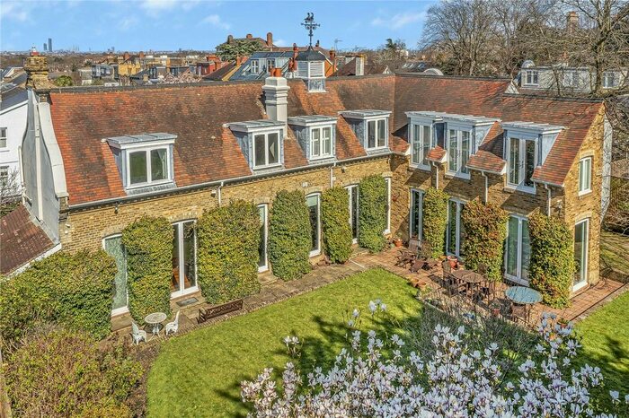 5 Bedroom Detached House To Rent In Stanley Road, London, SW14