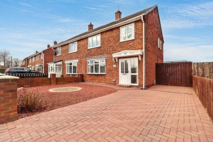 3 Bedroom Semi Detached House For Sale In Low Grange Avenue, Billingham, TS23