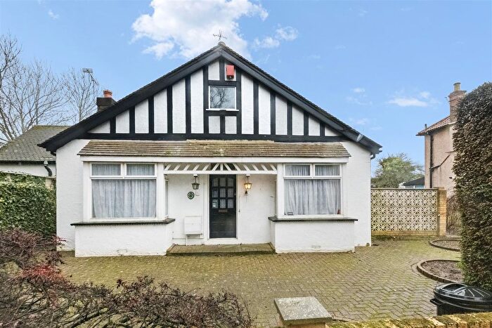 2 Bedroom Detached Bungalow For Sale In Field End, Ruislip, HA4