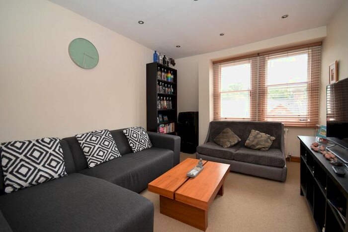1 Bedroom Flat To Rent In Norroy Road, London, SW15