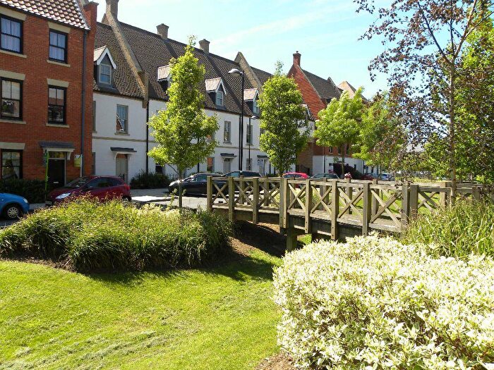 4 Bedroom House To Rent In Clickers Drive, Upton One, NN5