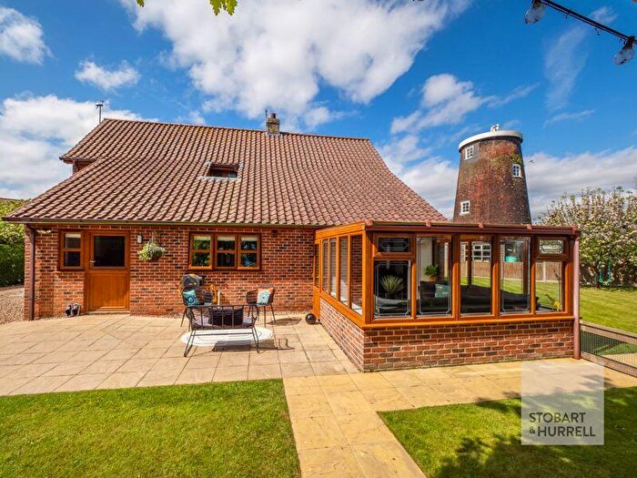 3 Bedroom Detached House For Sale In Mill Lodge, Mill Road, Stokesby, Norfolk, NR29