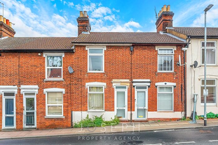 3 Bedroom Terraced House For Sale In Finchley Road, Ipswich, IP4