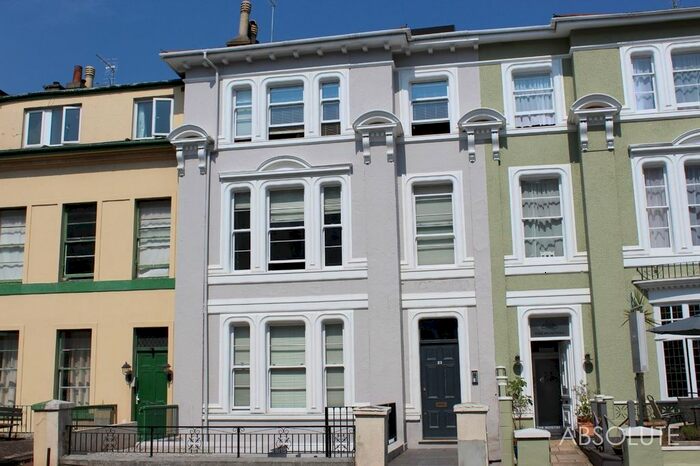 1 Bedroom Flat To Rent In Belgrave Road, Torquay, TQ2