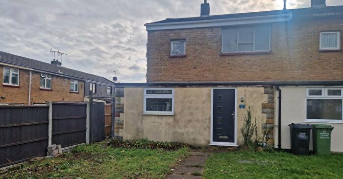 2 Bedroom End Of Terrace House For Sale In Grapnells, Basildon, Essex, SS16