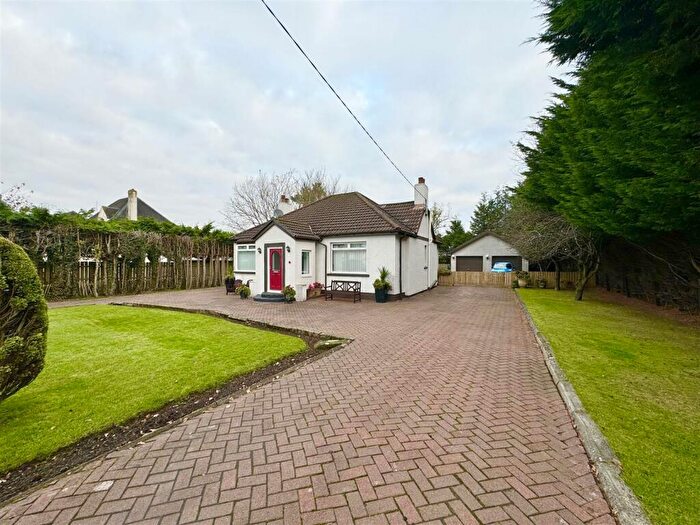 3 Bedroom House For Sale In Ashgillhead Road, Ashgill, Larkhall, ML9