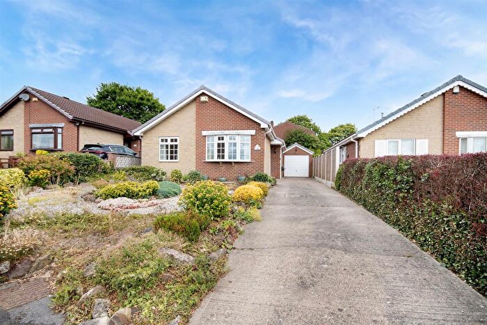 2 Bedroom Detached Bungalow For Sale In Moorhouse Close, Whiston, Rotherham, S60