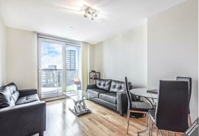 2 Bedroom Apartment To Rent In Cavatina Point, London, SE8