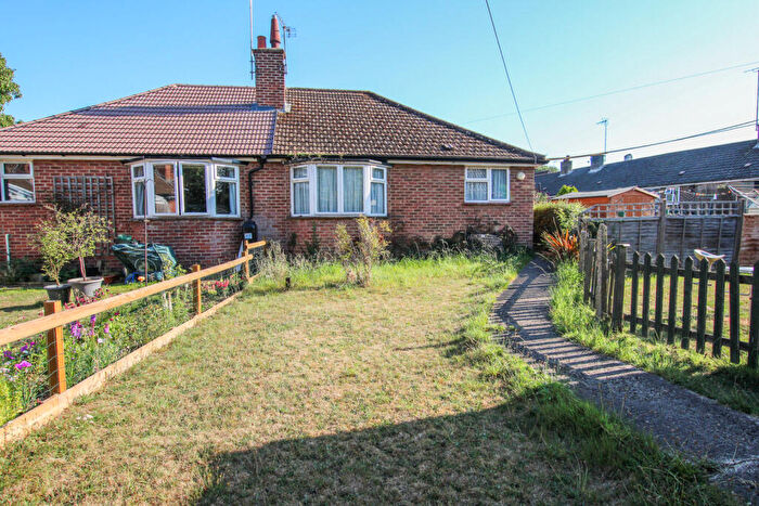 1 Bedroom Bungalow For Sale In Compton, Newbury, Berkshire, RG20