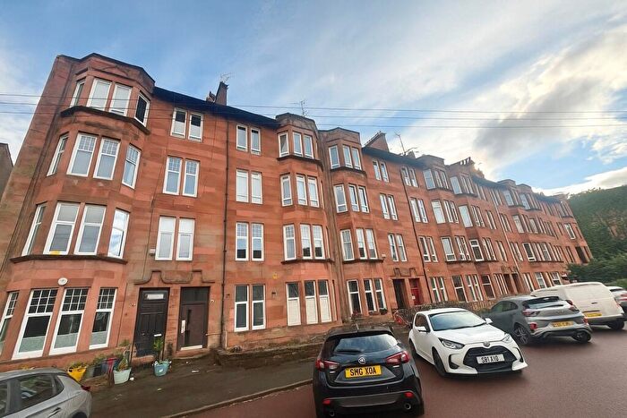 2 Bedroom Flat To Rent In Cartha Street, Shawlands, G41