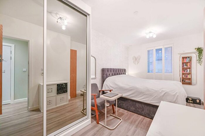 2 Bedroom Flat For Sale In Olympic Way, Wembley Park, Wembley, HA9