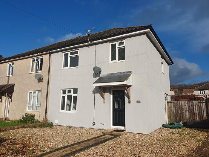 3 Bedroom Semi-Detached House To Rent In Harvey Road, Bishopstoke, SO50