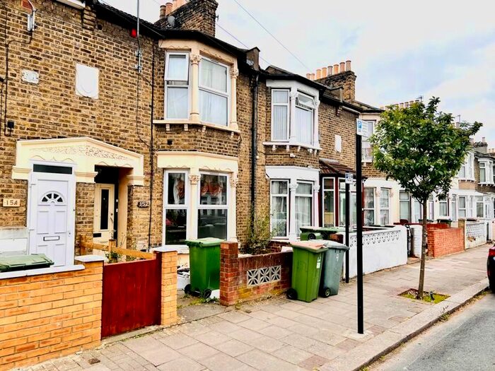 2 Bedroom Flat To Rent In Monega Road, London, E7