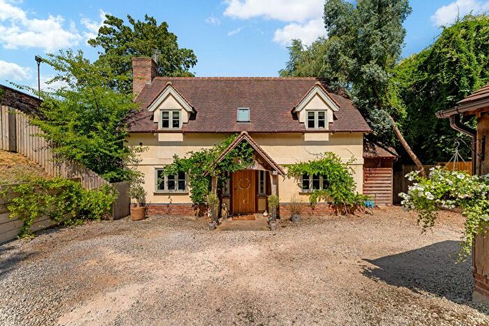 4 Bedroom Detached House For Sale In Blackberry Cottage, Goostrey, CW4