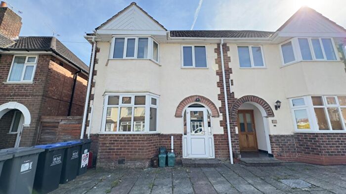 5 Bedroom Detached House To Rent In Llewellyn Road, Leamington Spa, CV31