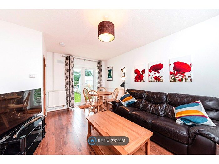 5 Bedroom Semi-Detached House To Rent In Cleeve Green, Bath, BA2