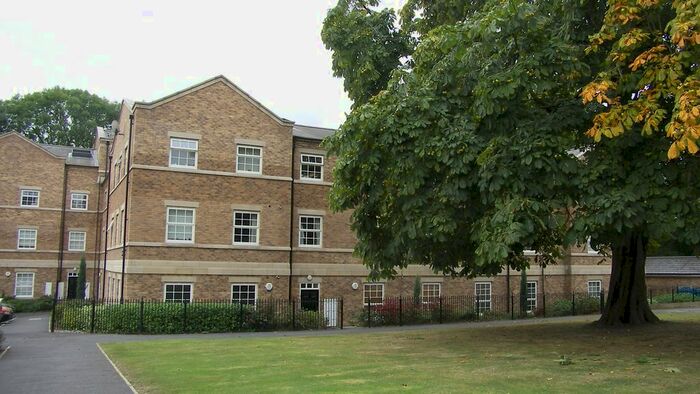 2 Bedroom Flat To Rent In Cedar Apartments, Wakefield WF1