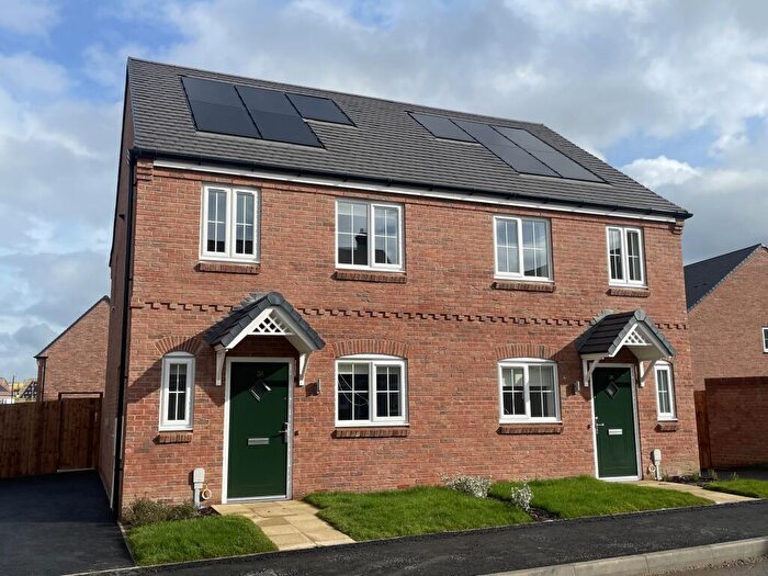 3 Bedroom Semi-Detached House To Rent In The Pioneers, Rugby, Warwickshire, CV23