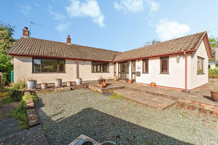 3 Bedroom Bungalow For Sale In Cae Rhug Lane, Gwernaffield, Mold, Flintshire, CH7
