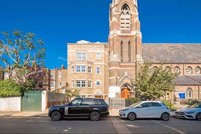 1 Bedroom Flat For Sale In Greyhound Road, West Kensington, W14