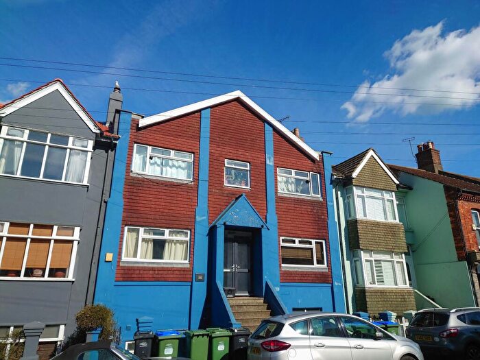 2 Bedroom Apartment For Sale In South Road, Newhaven, BN9