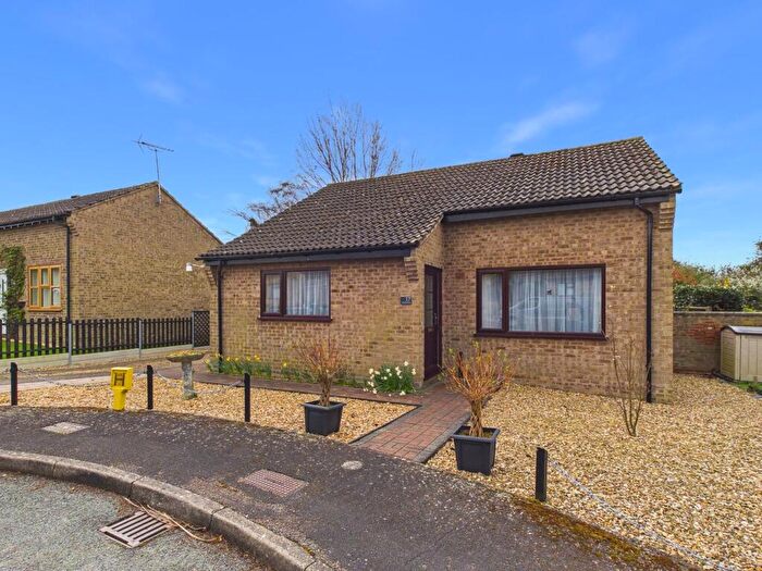 3 Bedroom Bungalow For Sale In Grimshoe Road, Downham Market, PE38