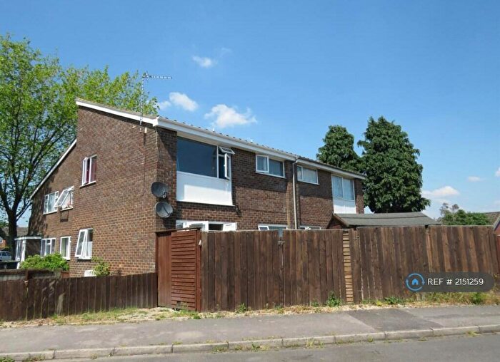 1 Bedroom Flat To Rent In Medway Road, Dorset, BH22