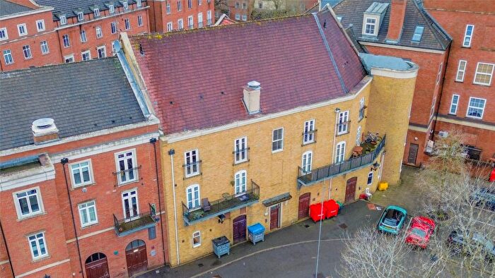 2 Bedroom Apartment To Rent In Parkridge Court, Main Street, Dickens Heath, West Midlands, B90