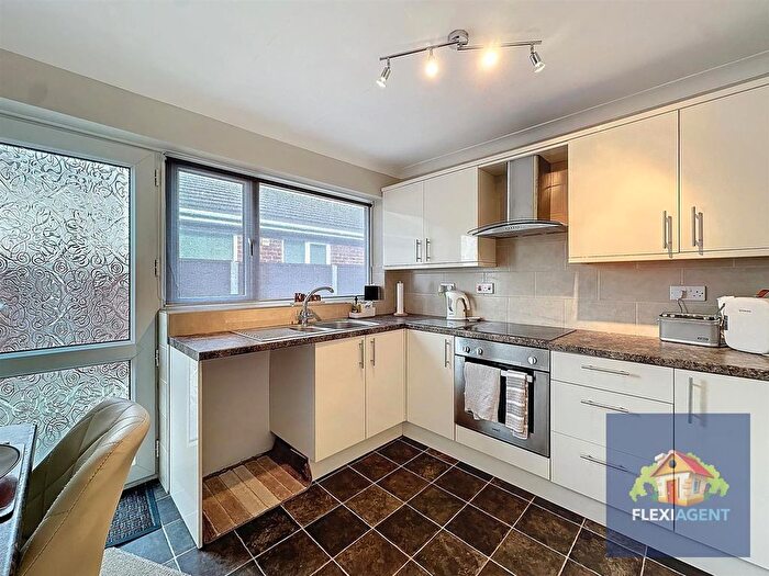 3 Bedroom Detached Bungalow For Sale In Kingston Crescent, Marshside, Southport, PR9