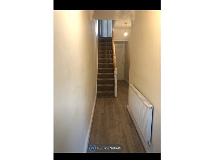 3 Bedroom Terraced House To Rent In Topaz Street, Cardiff, CF24