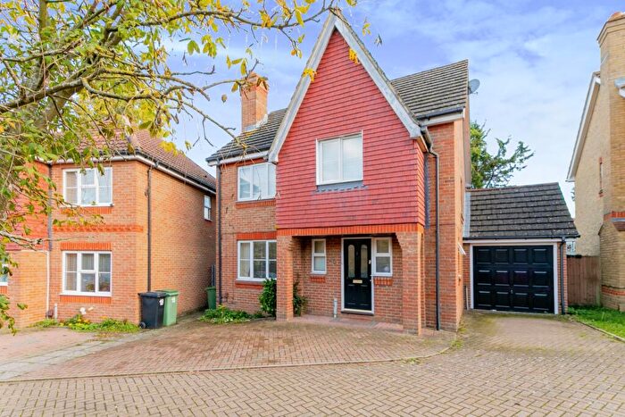 3 Bedroom Detached House For Sale In Beech Hurst Close, Maidstone, ME15