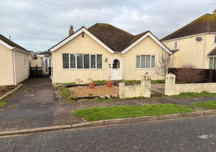 2 Bedroom Detached Bungalow For Sale In Orchard Avenue, Selsey, Chichester, West Sussex, PO20