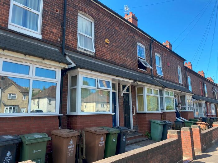 Houses for sale in Darlaston Road, WS2, West Midlands