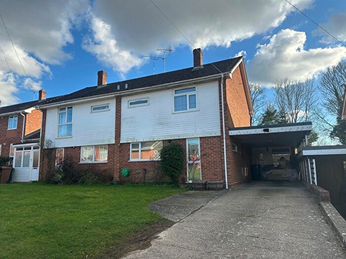 3 Bedroom Semi-Detached House To Rent In Beresford Close, Andover, SP10