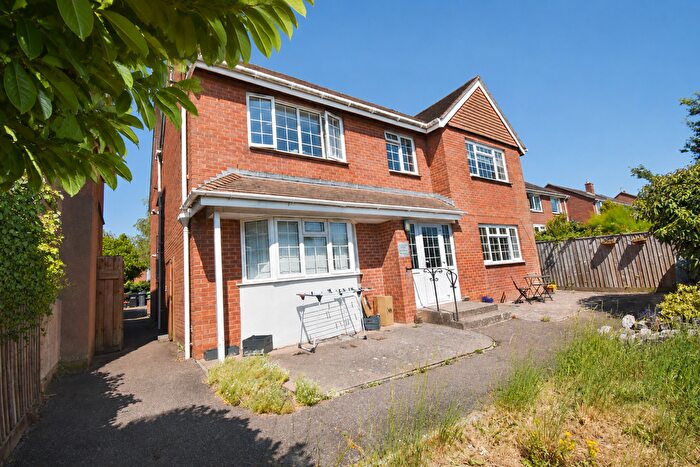 2 Bedroom Flat For Sale In Topsham Road, Exeter, EX2