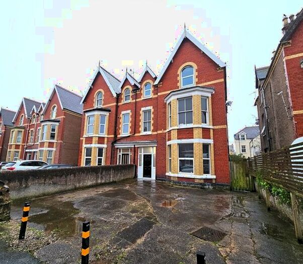 1 Bedroom Flat To Rent In Mostyn Road, Colwyn Bay, LL29