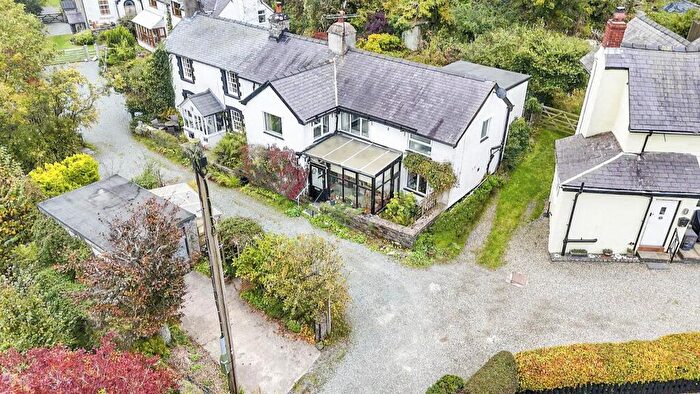 2 Bedroom Cottage For Sale In Llanarmon Dyffryn Ceiriog, Llangollen, LL20