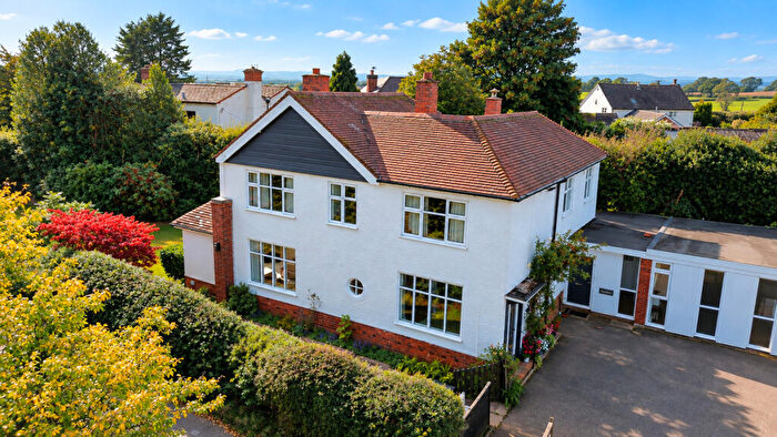 4 Bedroom Detached House For Sale In Broom Hill, Belbroughton, DY9