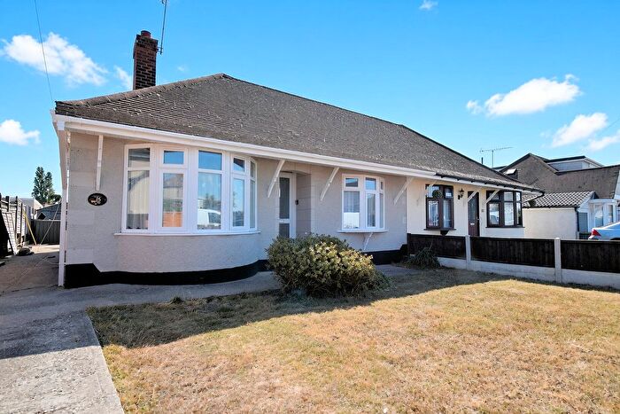 3 Bedroom Semi-Detached Bungalow To Rent In Appleton Road, Benfleet, SS7