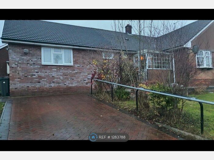 3 Bedroom Bungalow To Rent In Celyn Avenue, Cardiff CF23