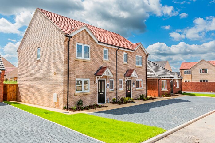 3 Bedroom Semi-Detached House For Sale In Lowestoft Road, Hopton, Great Yarmouth, NR31