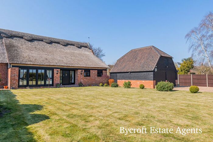 3 Bedroom Barn Conversion For Sale In Back Lane, Rollesby, NR29