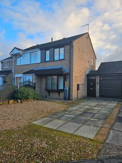 2 Bedroom Semi-Detached House To Rent In Elsham Crescent, Birchwood, LN6