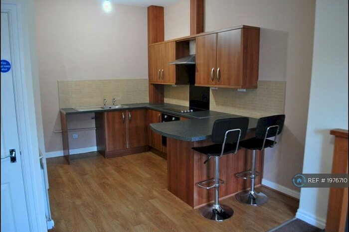1 Bedroom Flat To Rent In Market Street, Bacup, OL13