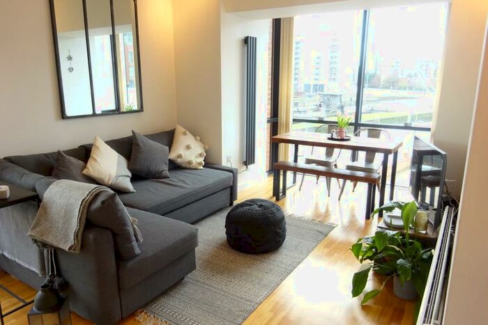 2 Bedroom Apartment To Rent In Roberts Wharf, Neptune Street, LS9