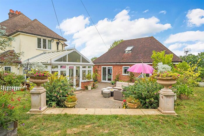 6 Bedroom Country House For Sale In Canterbury, Kent, CT2