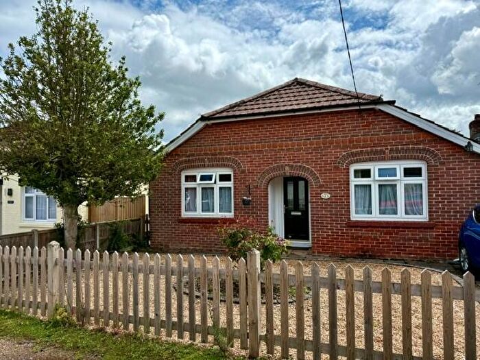 2 Bedroom Bungalow To Rent In Ashurst, SO40