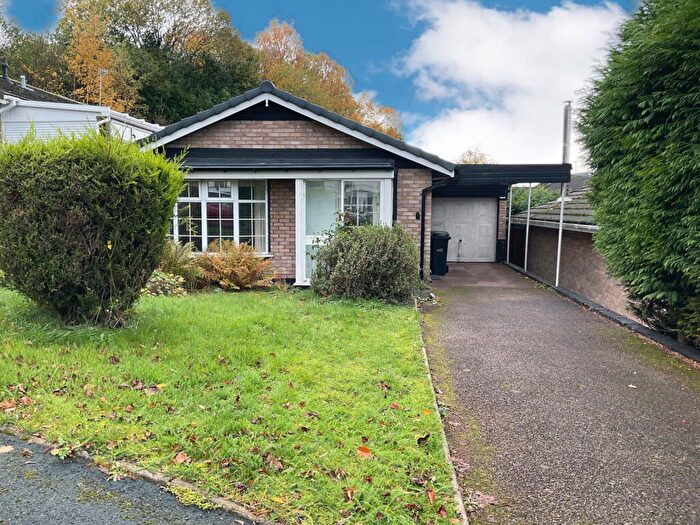 2 Bedroom Detached Bungalow For Sale In Denton Road, Pedmore Hill, Stourbridge, DY9